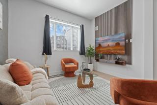 2BR and 2BA Near Events, Dining, and TRAX - 4
