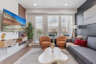 Stylish 1BR w Parking, Near Temple Square & Delta Center - 0