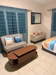 Cozy, chic, boutique studio apartment - 3