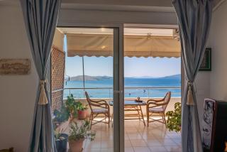 Sea View Getaway - 8