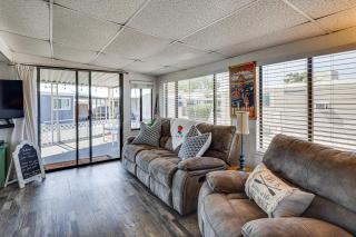 Lake Havasu Home w/ Resort Perks, Walk to Lake - 6