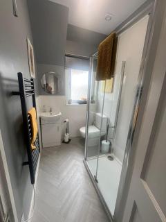 Skyelander Flat at 4 York Drive - 4