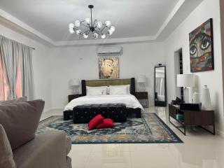 luxurious living - 0