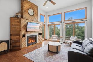 Private Heated Pool, Sleeps 18, Game Room & Outdoor Living - 8