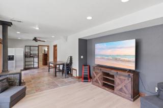 Private Heated Pool, Sleeps 18, Game Room & Outdoor Living - 3