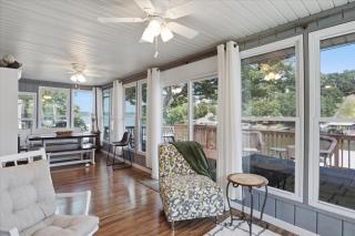 Flat Lakefront Retreat with Private Dock & Kayaks - 8