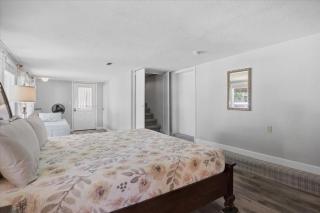 Flat Lakefront Retreat with Private Dock & Kayaks - 3