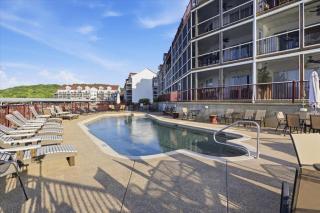 Lakefront on Big Niangua, 2 Heated Pools, Boat Slip, Fire Pit, & Big Views - 7