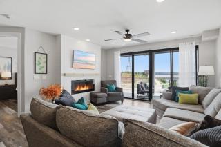 Main Channel Views, Resort Pools & Boat Slip at Topsider's 19MM - 9