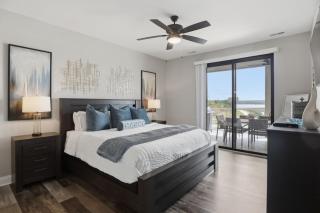 Main Channel Views, Resort Pools & Boat Slip at Topsider's 19MM - 7