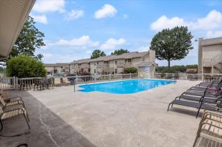 Bright Lakefront Condo with Cozy Patio, Big Views, Pools & Indian Pointe Fun - 8
