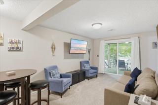 Amazing Glaize - Spacious Lakefront Home in Osage Beach - Osage Beach - 6