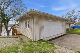 Lakefront Home w/ Private Dock, Great Views, Huge Deck & Water Toys - 8