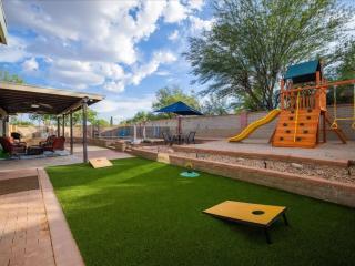 Family Getaway with Pool & Pet Friendly - 9