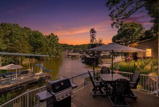 Lakefront Cove Retreat with Private Dock, Slide & Room to Gather - 6
