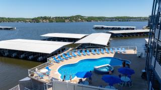 Lakefront Updated Condo at 2mm w/ 2 Pools, Hot Tub, Boat Slip - 3