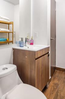 Modern and centrally located, 10 min from Macroplaza with pool - 4