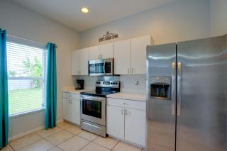 Affordable 3BR Home w/ Private Saltwater Pool - 3