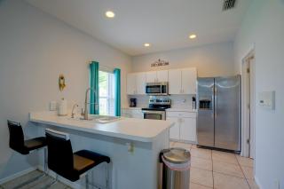 Affordable 3BR Home w/ Private Saltwater Pool - 4