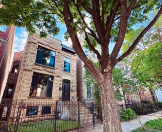 European Coziness in Bronzeville - 9
