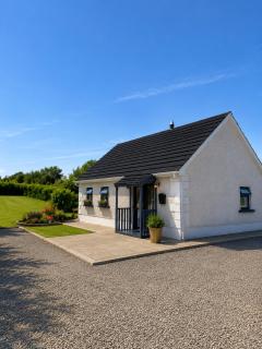 Lovely 2 BR town house - 5