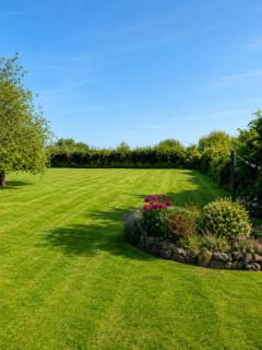 Lovely 2 BR town house - 3
