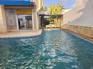 Villa 5 suites et piscine - 0