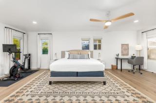 Peaceful 2 Story Home-Pet Friendly - 7