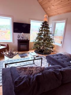 The Bluebird Lodge French River - Pet friendly - 4