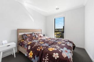 Beautiful Family Home in Craigieburn - 3