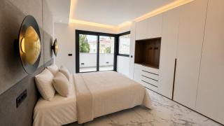 4 bed minigolf Villa and downstairs independent apartment - 2