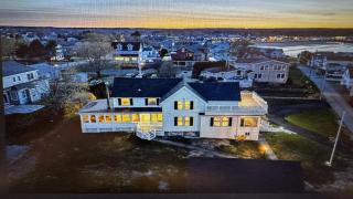 Oceanview 7 Bedroom Home Close To Short Sands Beach - 0