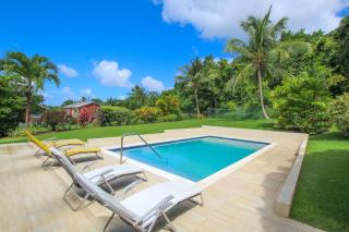 Large 4-bed Family Friendly Home with Pool Just 2 mins from Beach - Chindwin - 9