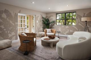 Luxe Retreat With Private Pool Near Beach - The June 3 bedroom - 8