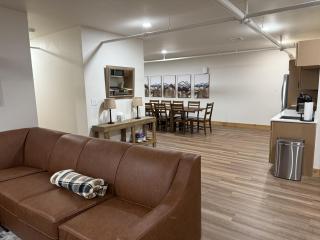 Luxury 2 Bedroom Lodge Unit 302 - 3