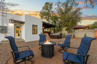 Renovated Adobe with Hot Tub-Close to U of A - 9
