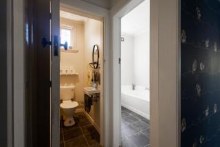 Central City Villa - 6
