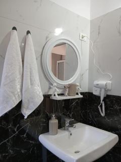 The White City Apartment - 8