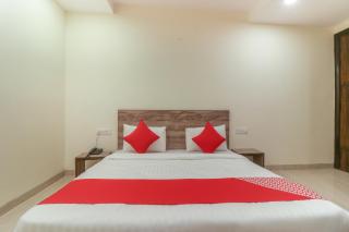 Hotel O Comfort Residency Near Artemis Hospital - 4