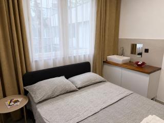 Gigis Apartment in the Heart of Prishtina - 6