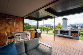 Brand New Wanaka Escape - Outdoor Fire - 5