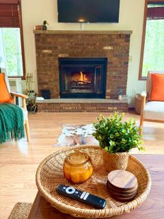 Pocono Cottage with Golf Course Hot Tub, Fire Pit Near Kalahari - 2