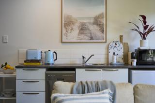 A Real Ponsonby Treat Two Bedrooms, Parking - 4