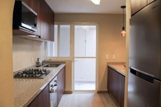 Charming Suite Pool Location AC - 1