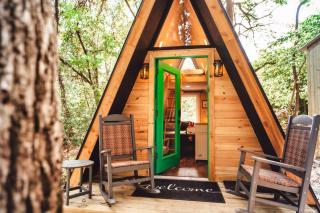 Romantic A-Frame Couples Retreat Cozy and 12 Acres - 7