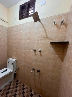 ANAND's BEACH HOSTEL - 7