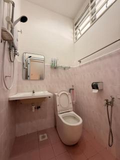 Paroi Seremban Cozy Homestay Sleeps 7 - 7