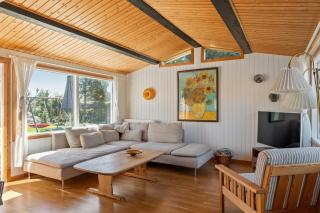 Cozy Holiday Home Near The Beach - 7
