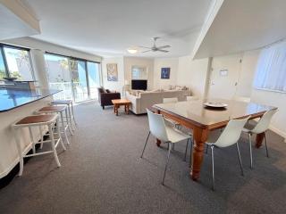 Ocean Shores Apartment 13 - 5