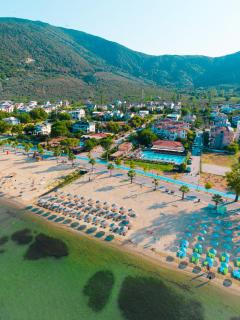 Aloria Garden Hotel - 9